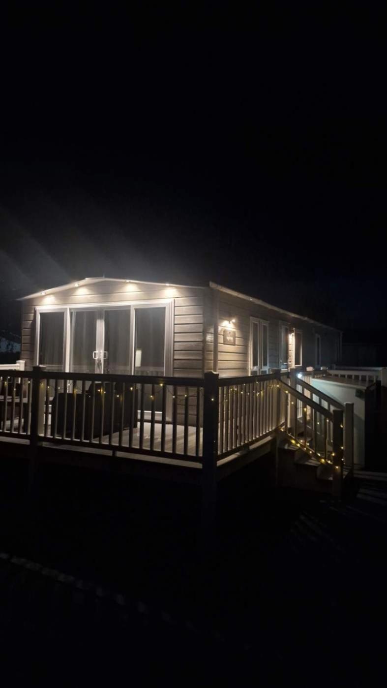 Ellis Retreats At Tattershall Lakes Lincoln Esterno foto